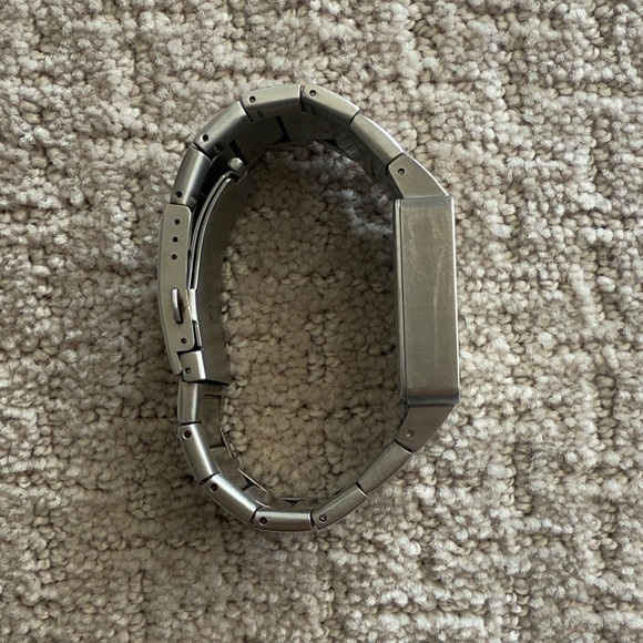 Nixon Quatro Silver Square Face Watch - Picture 4 of 5